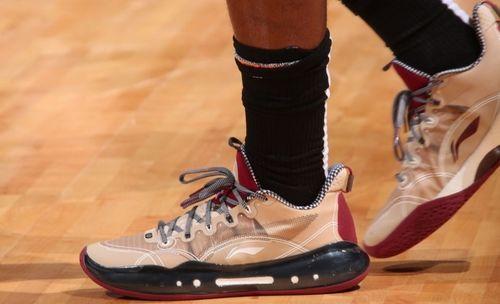 李宁爆料新鞋事件视频在线观看,揭秘设计灵感与制作过程